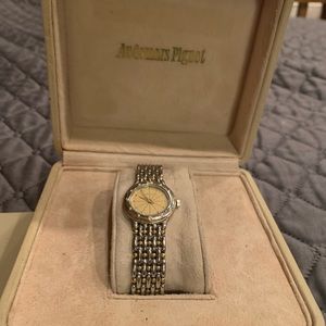 COPY - Audemar Piquet ladies watch original box and papers.